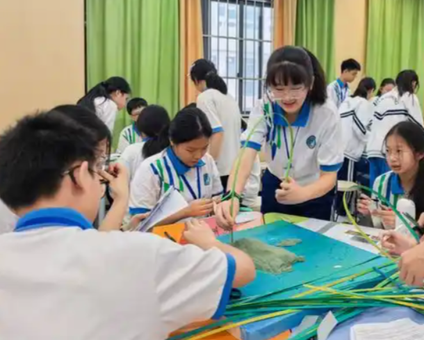 让学生在课后韶光收成知识与趣味推动“双减”作业提质增效